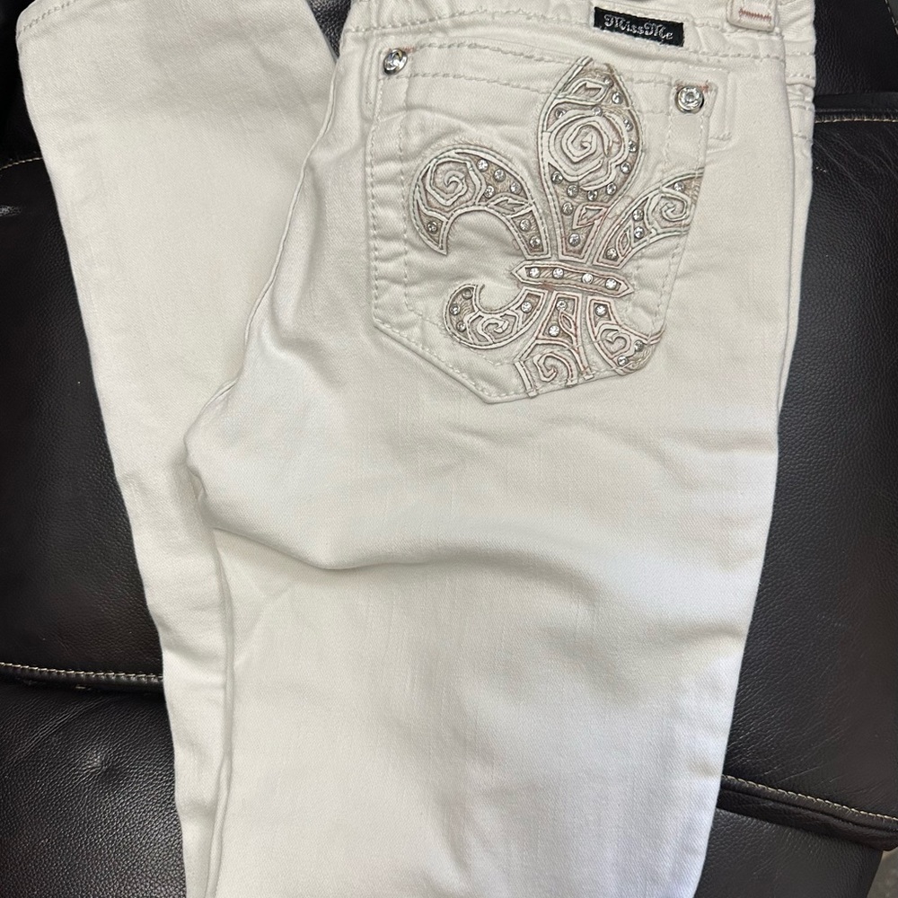 Miss Me Signature Off White 28 inch waist skinny jeans